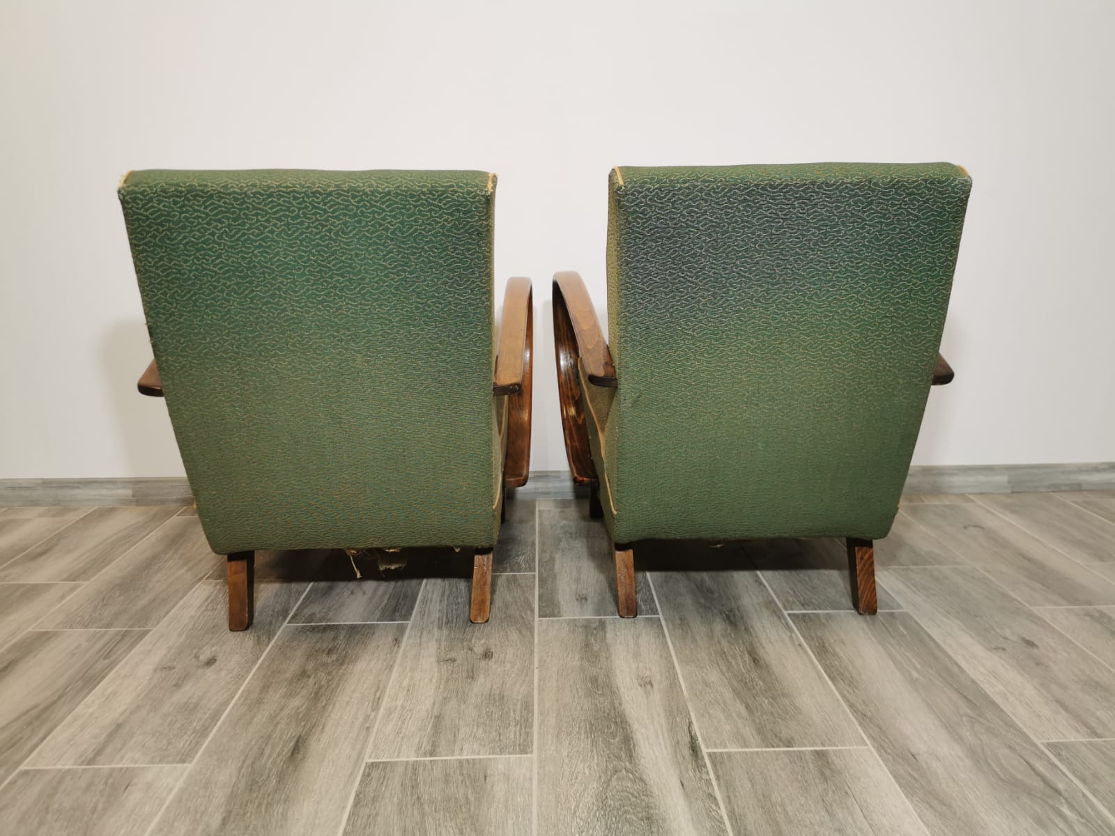 Fauteuils par Jindřich Halabala