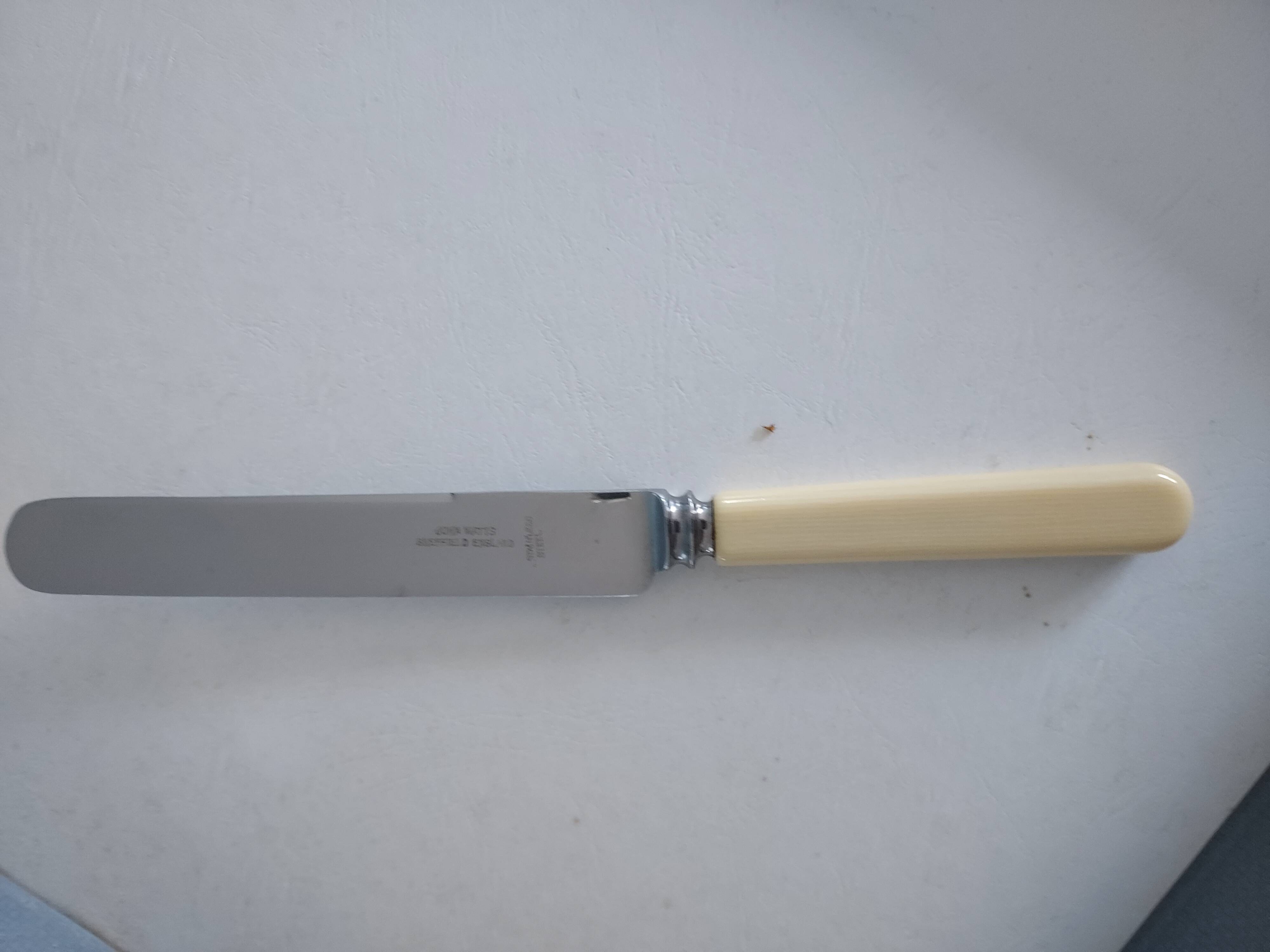 Lot de 12 couteaux à fromage