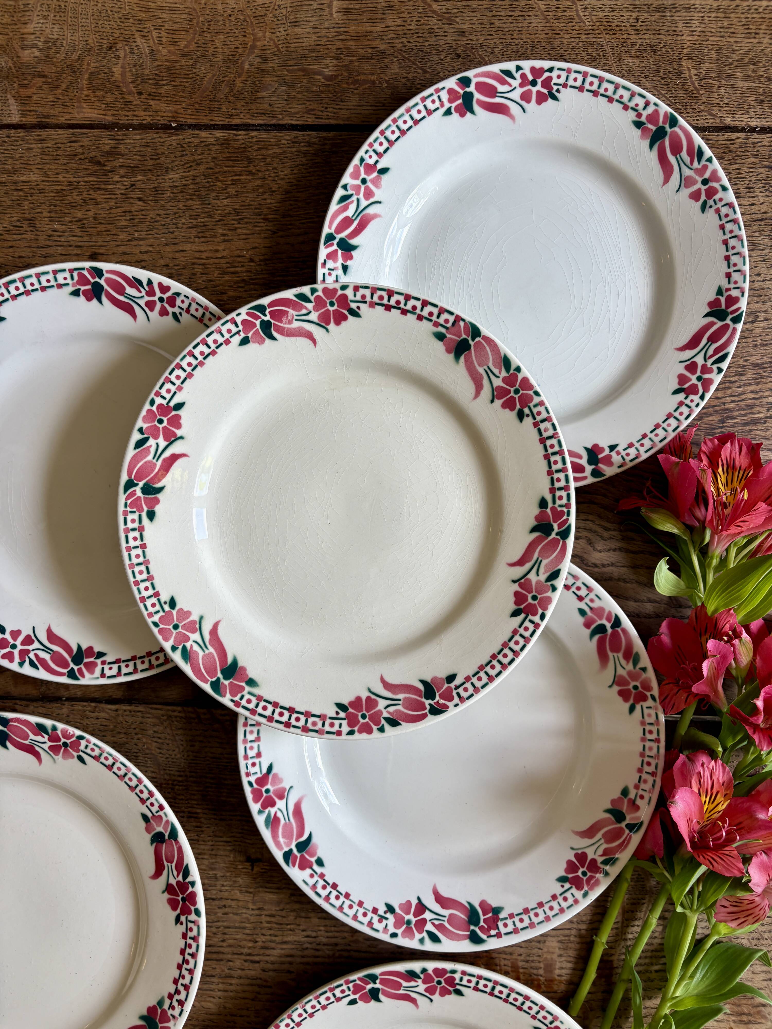 Set of 6 antique flat plates - Saint Amand Céranord