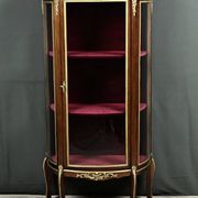 Small mahogany display cabinet, Louis XV to Louis XVI transition style – early 20th century.