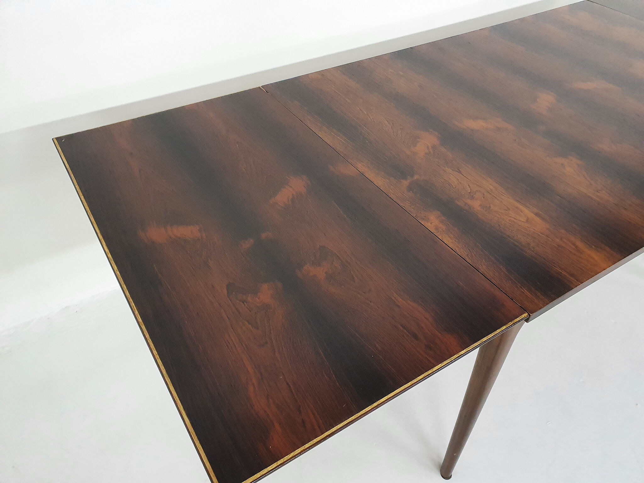 Rosewood extendable dining table, 1960's