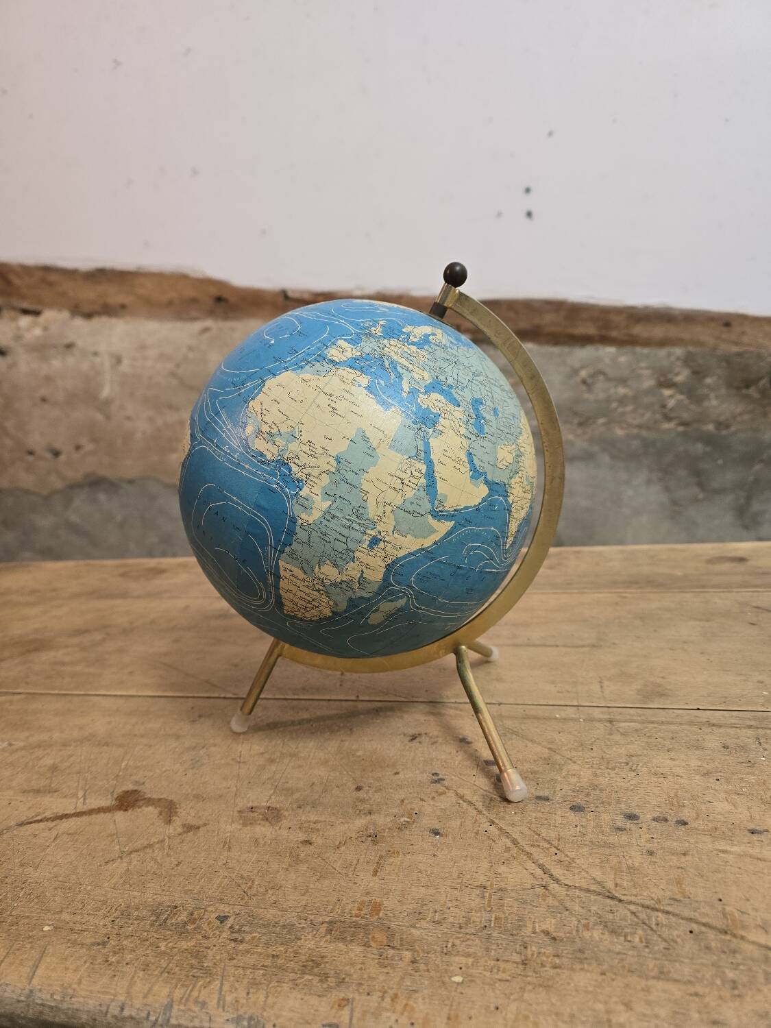 Tripod world map globe