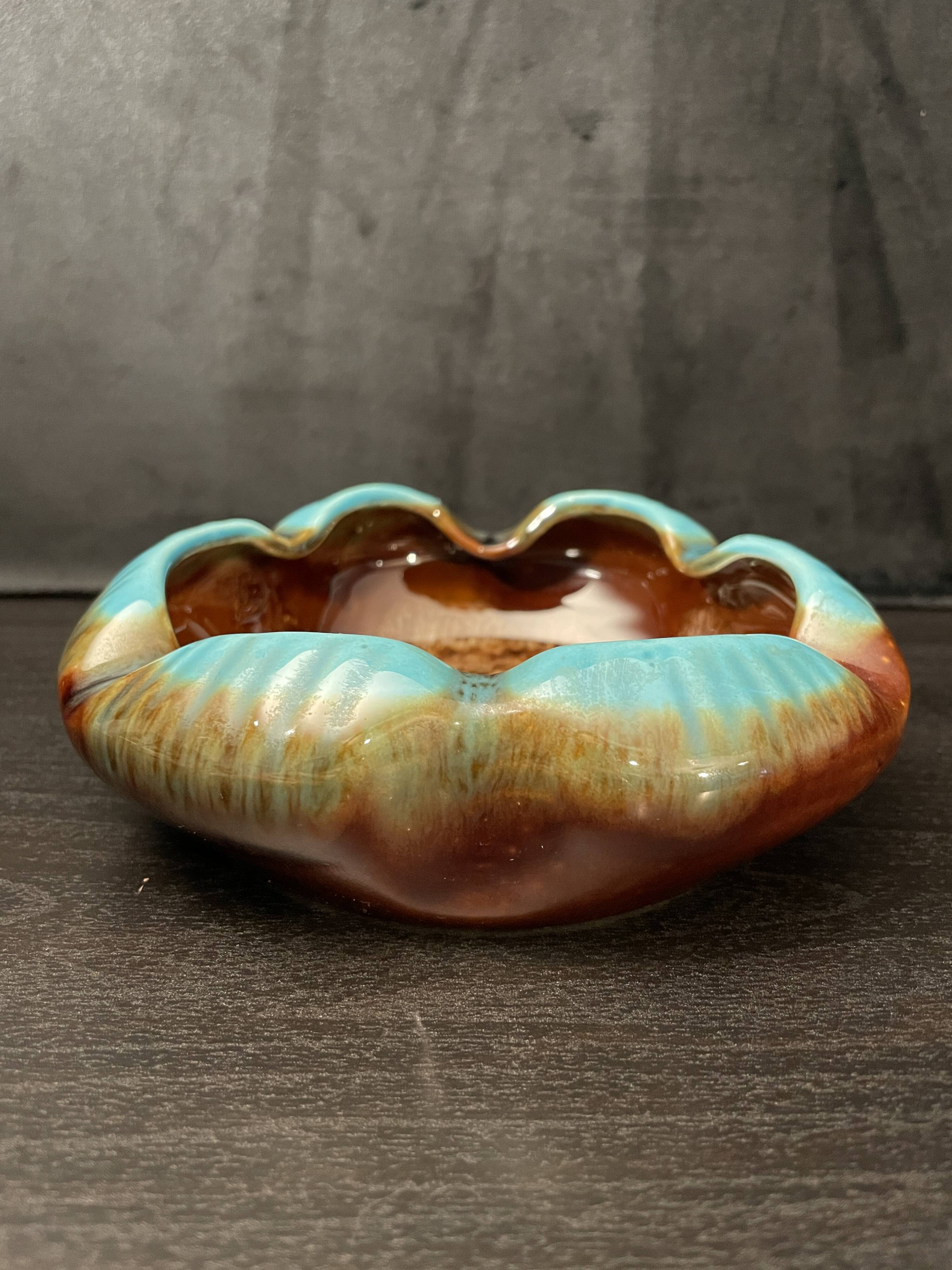 Marine ashtray