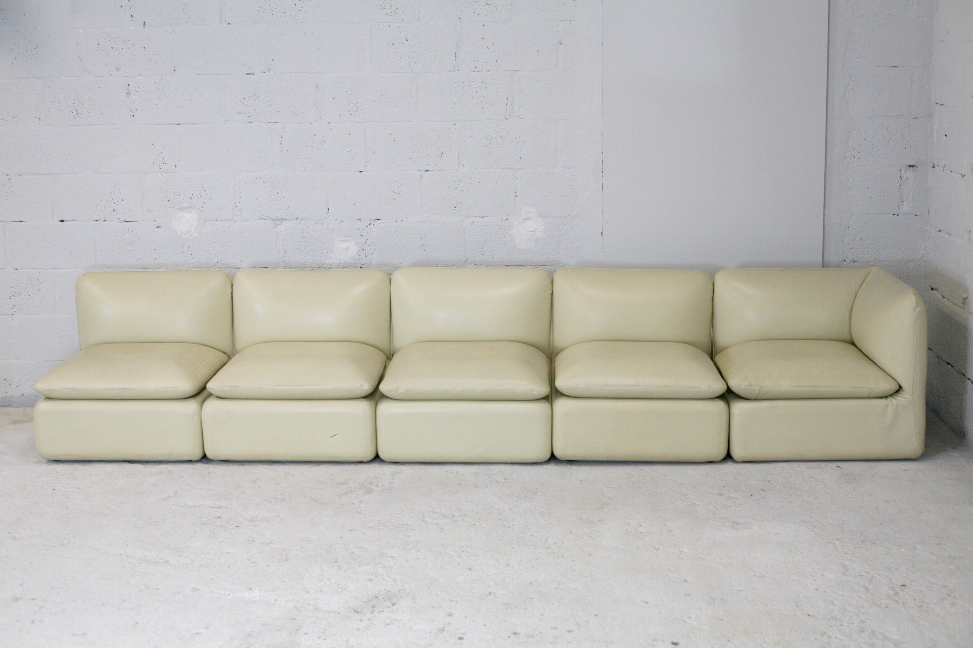 Set of 5 leather armchairs, France 80