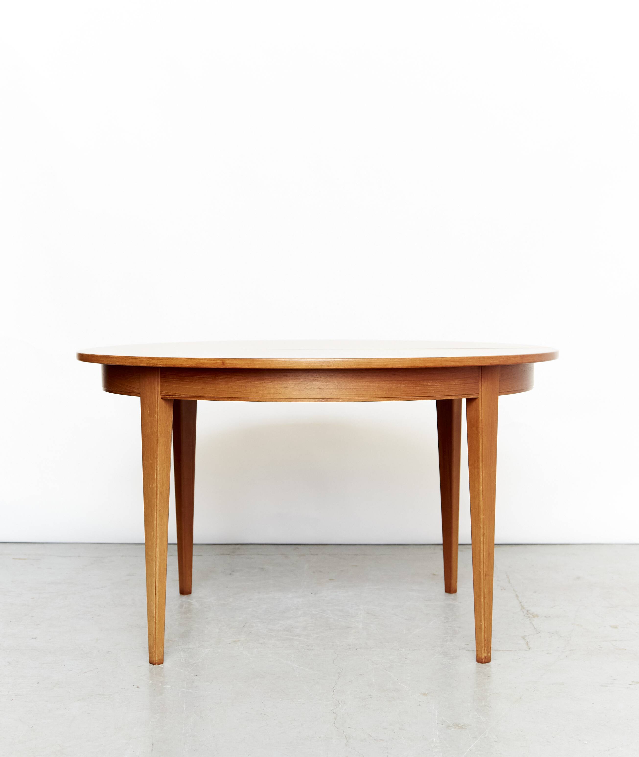 Table à manger en teck Gunni Oman n°55 pour Gunni Jun