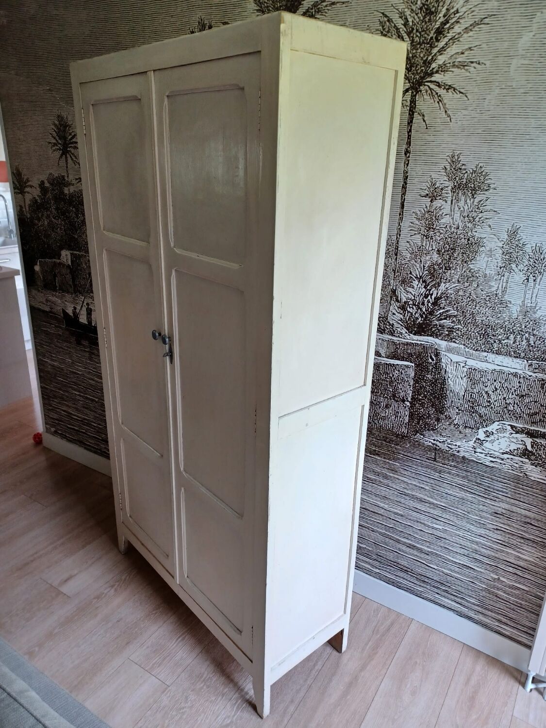 Vintage Parisian wardrobe