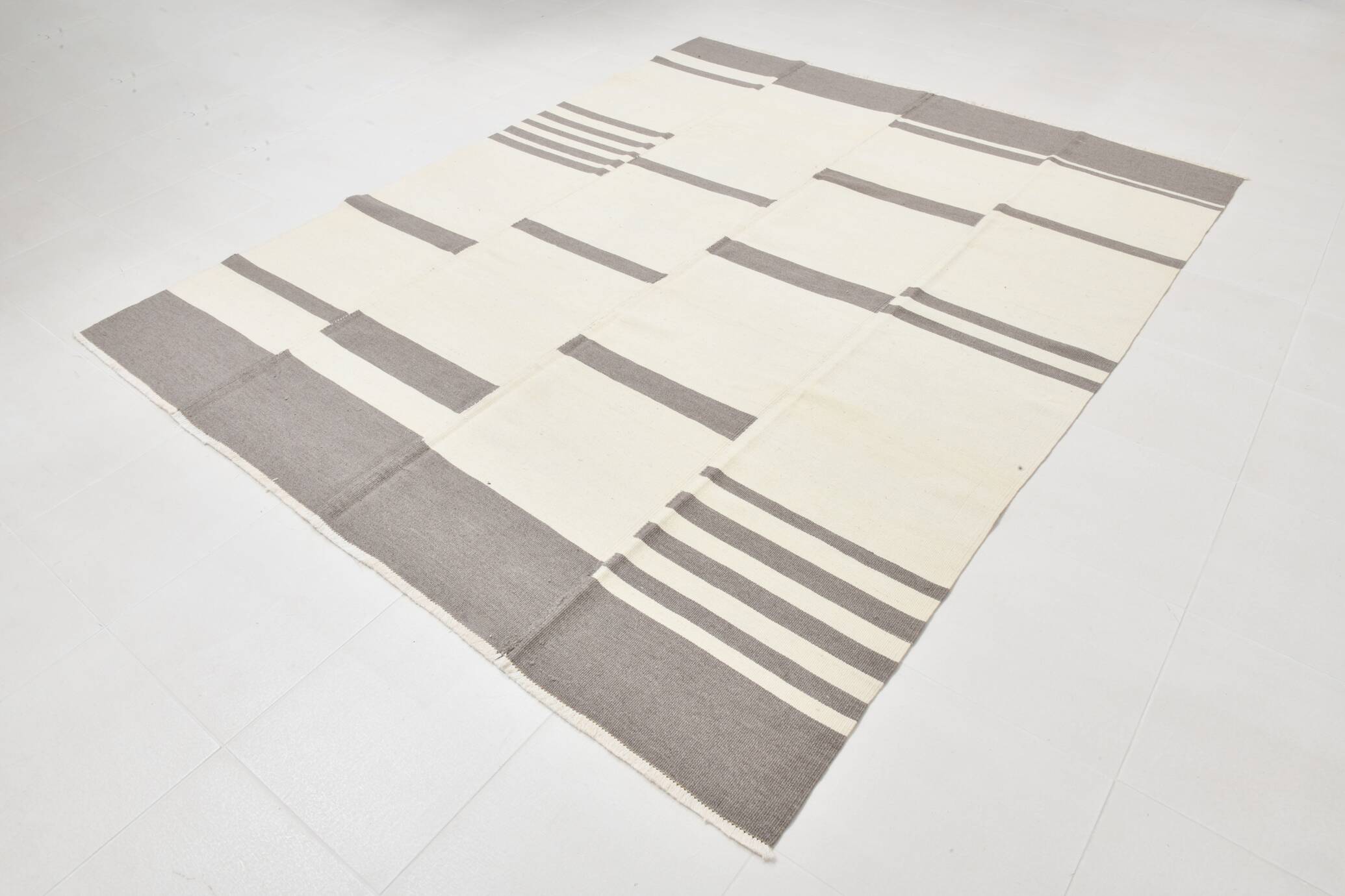 7x9 Grey & Beige Anatolian Flatweave Kilim Rug, 225x276 Cm