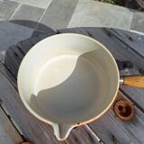 Vintage Le Creuset saucepans from the 70s