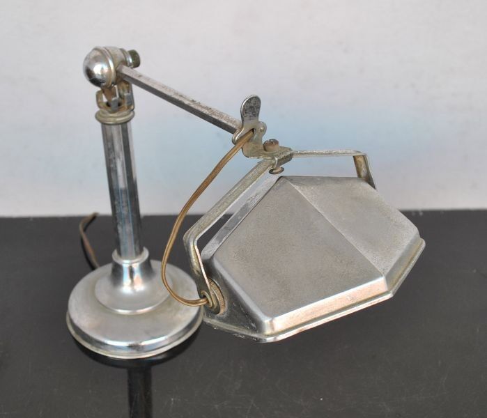 Lamp pirouette years 30 art deco metal chrome
