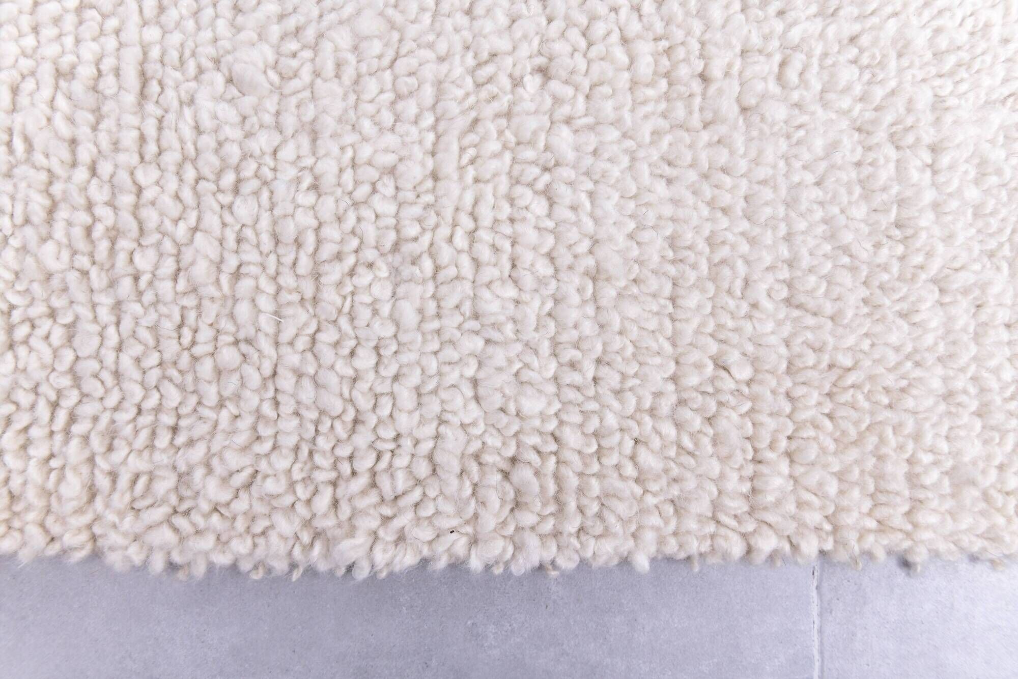 9x10 Handmade Wool White Moroccan Rug, 266x296Cm