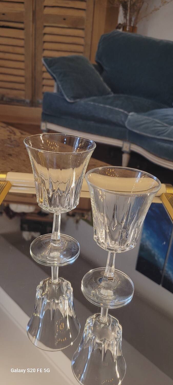 70's water glasses and wine glasses set