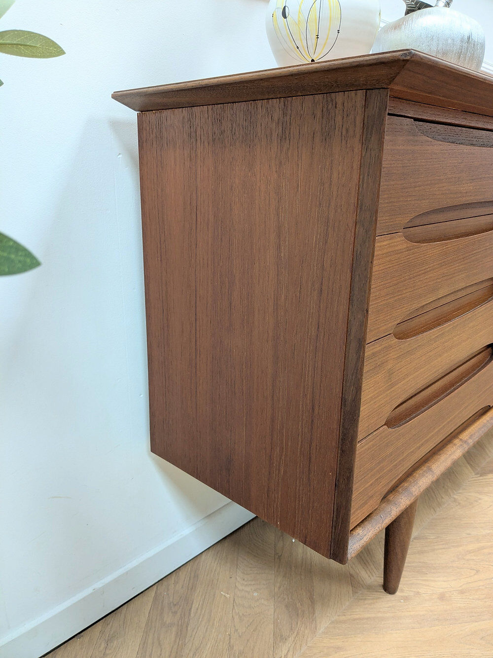 Scandinavian enfilade