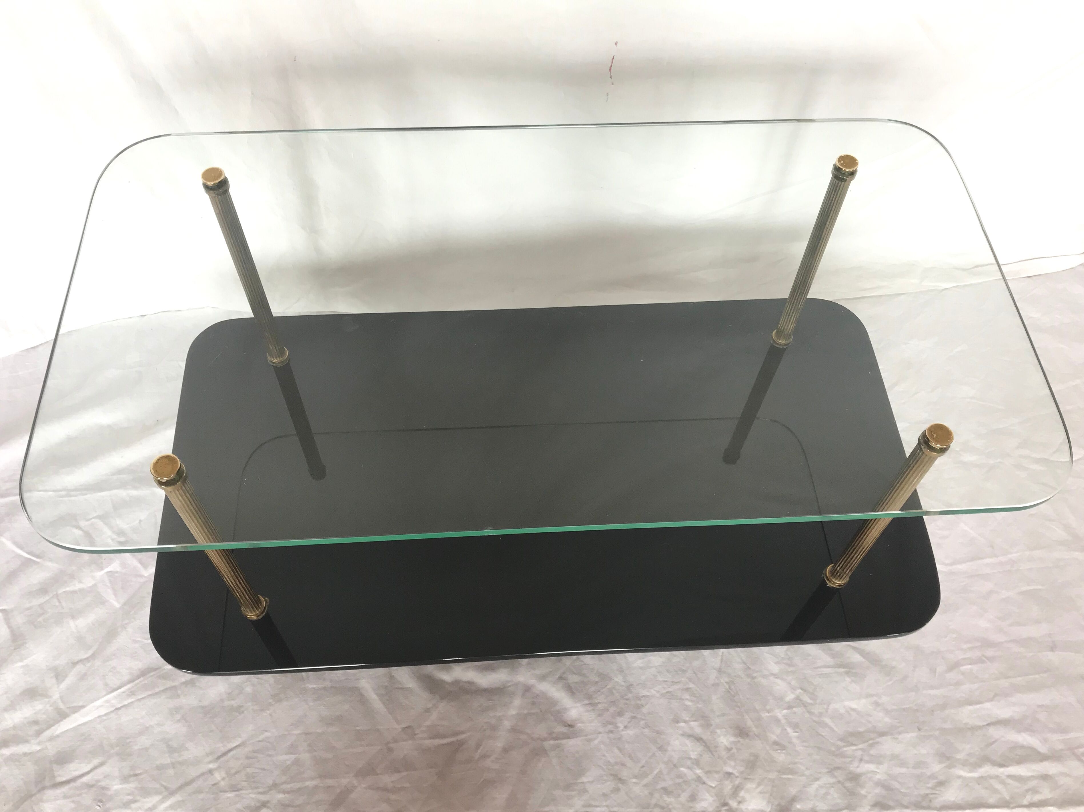 Table basse années 50 verre et laiton
