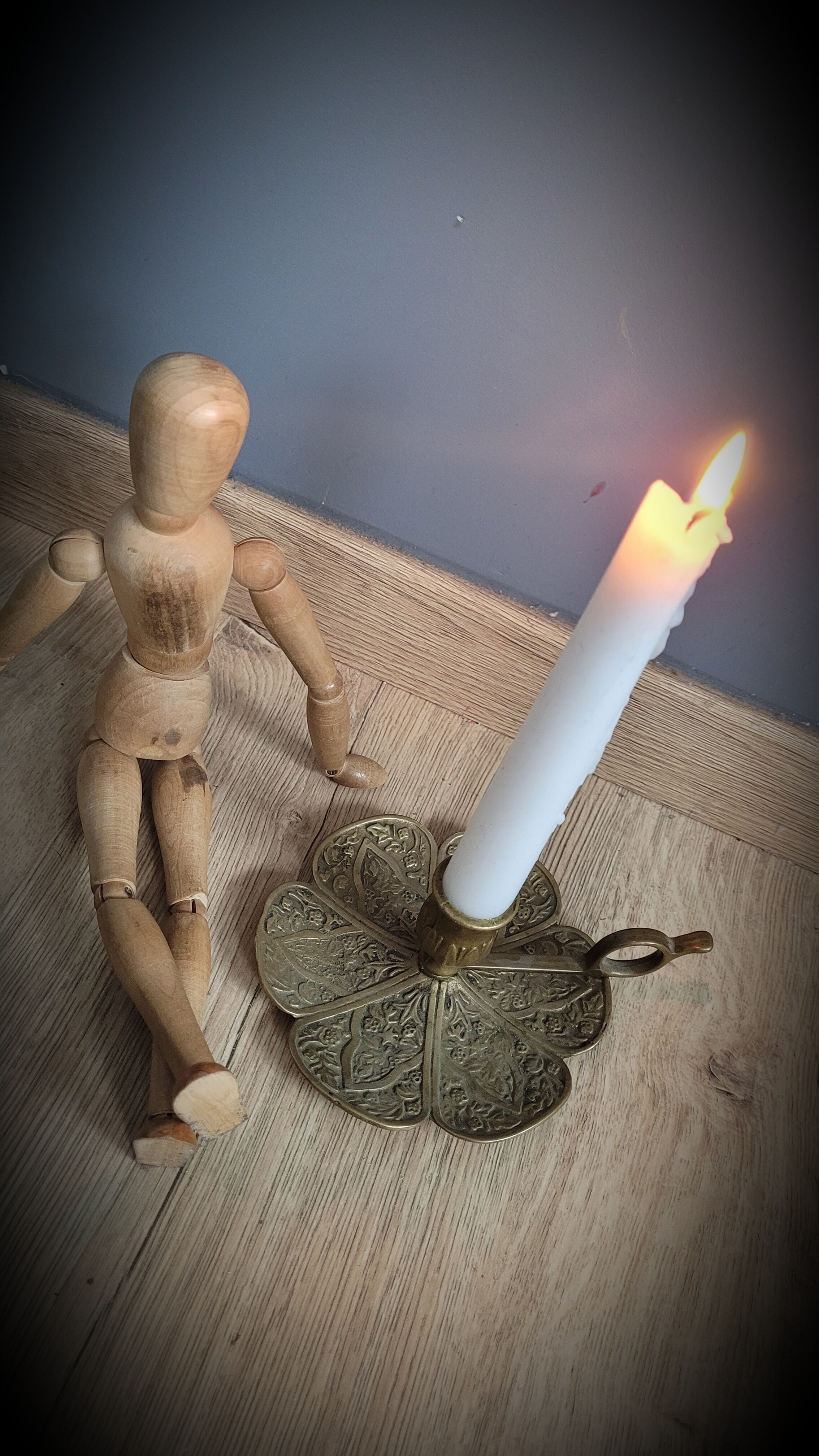 Brass candle holder flowers
