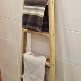 Vintage pine towel rack shelf ladder