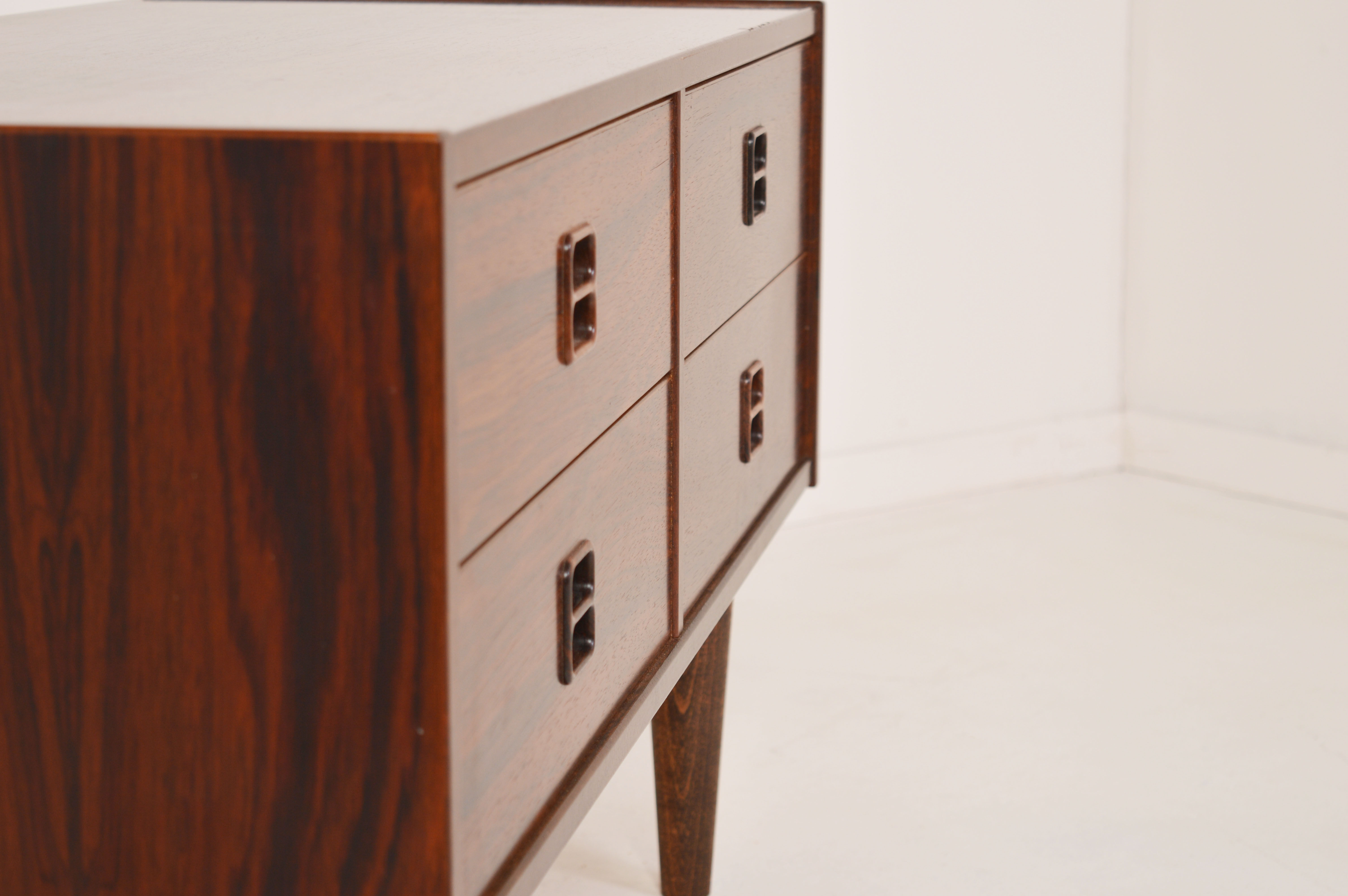 Tv cabinet - Scandinavian rosewood dresser - 1960
