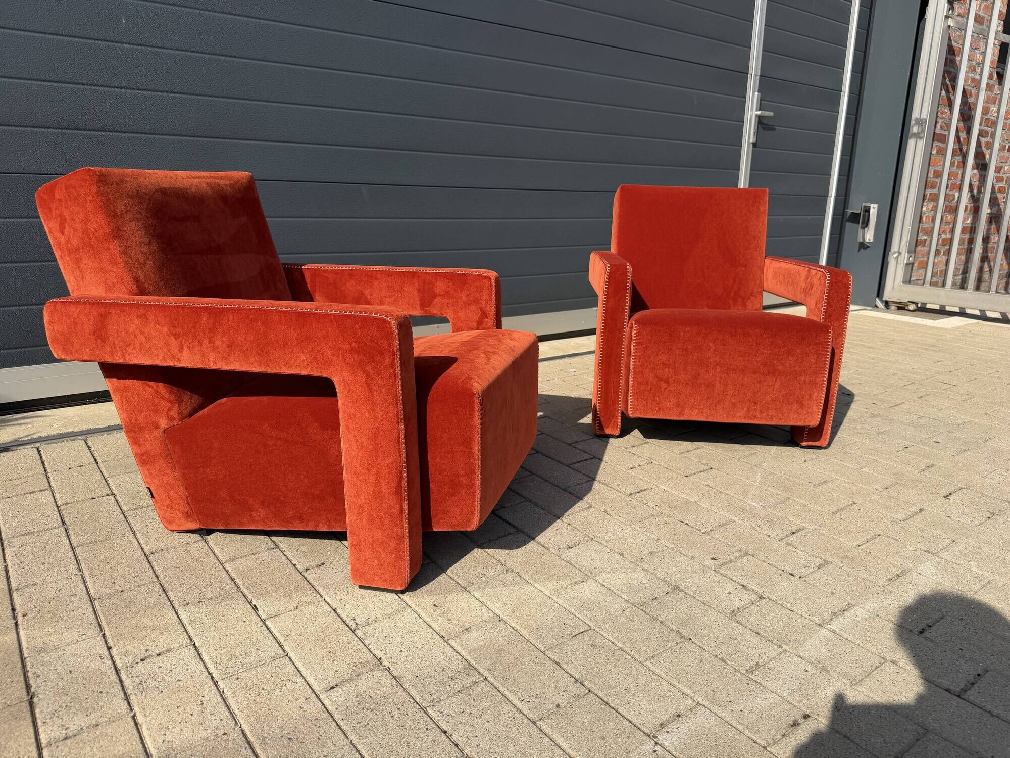 2x Cassina Utrecht chair in terracotta (rust brown) velvet in new condition!