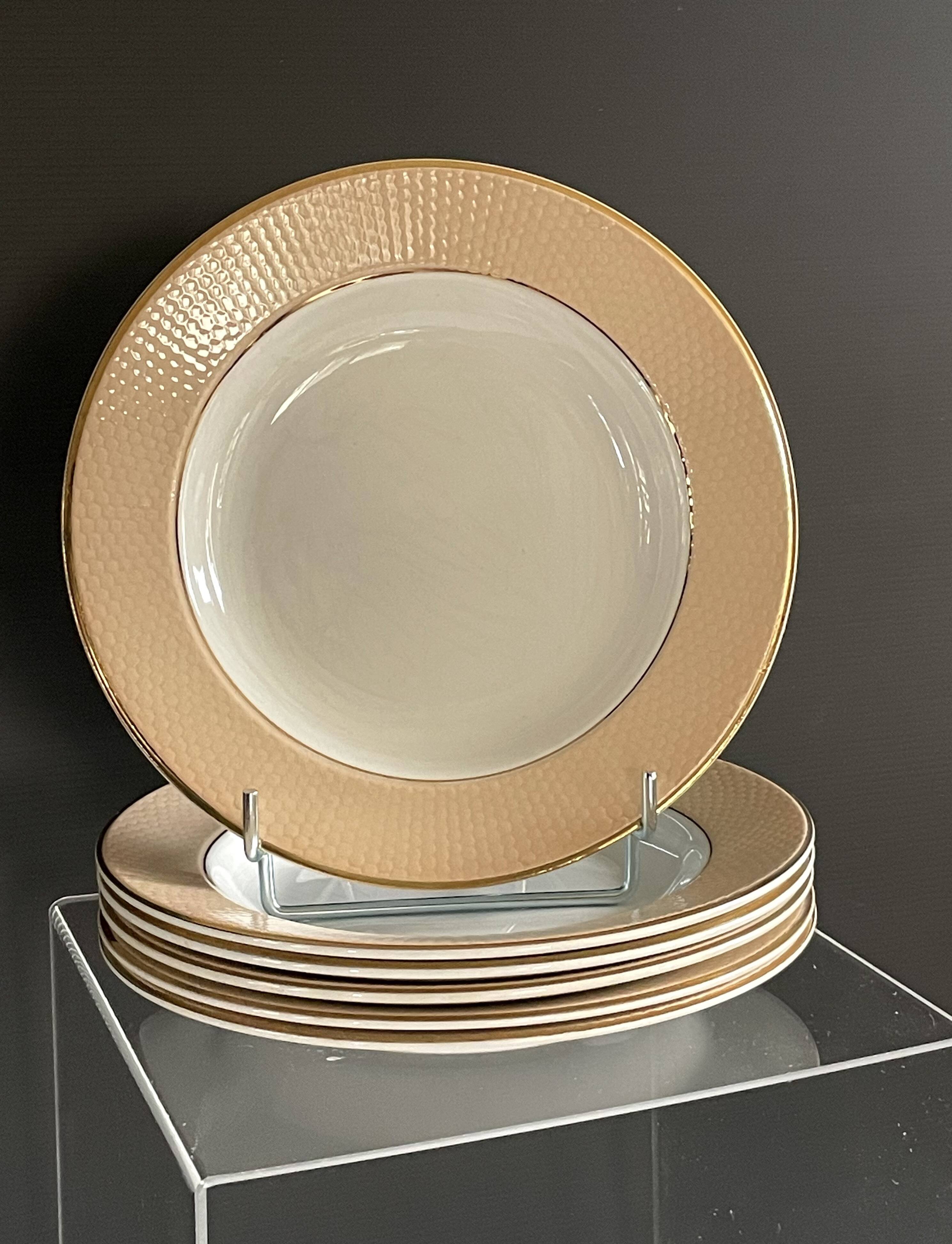 6 deep plates from L'Amandinoise model "Chamois" beige in very good condition.