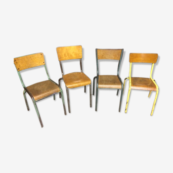 Lot of 4 school chairs