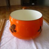 Enameled saucepan with lid 1970s