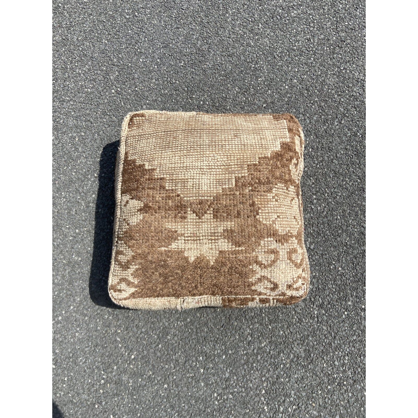 Moroccan pouf berbere boujaad