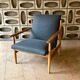 Fauteuil de la marque Ton avec tissu Houlès