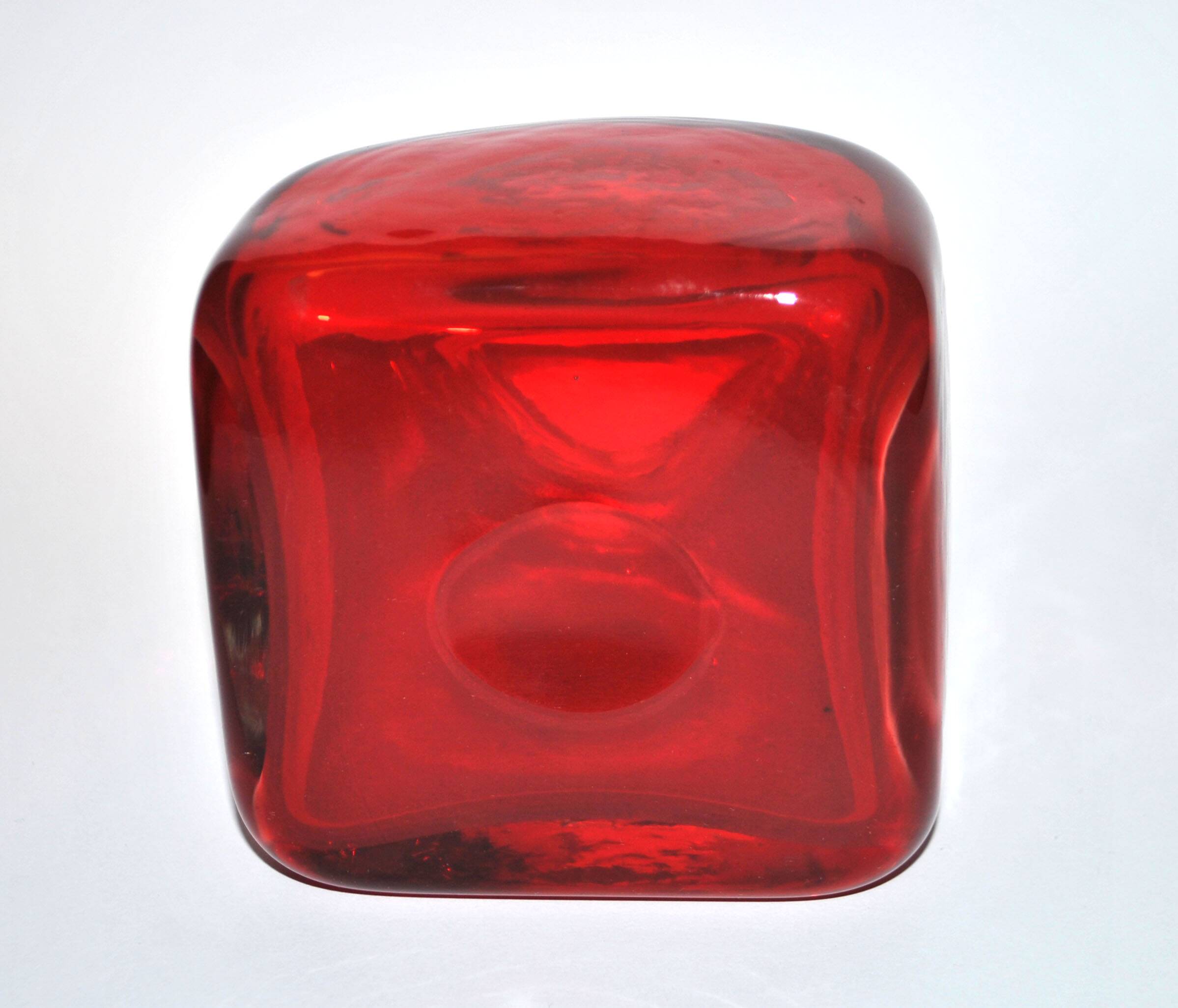 DESIGN square vase in red lined blown glass 11cm dlg Whitefriars