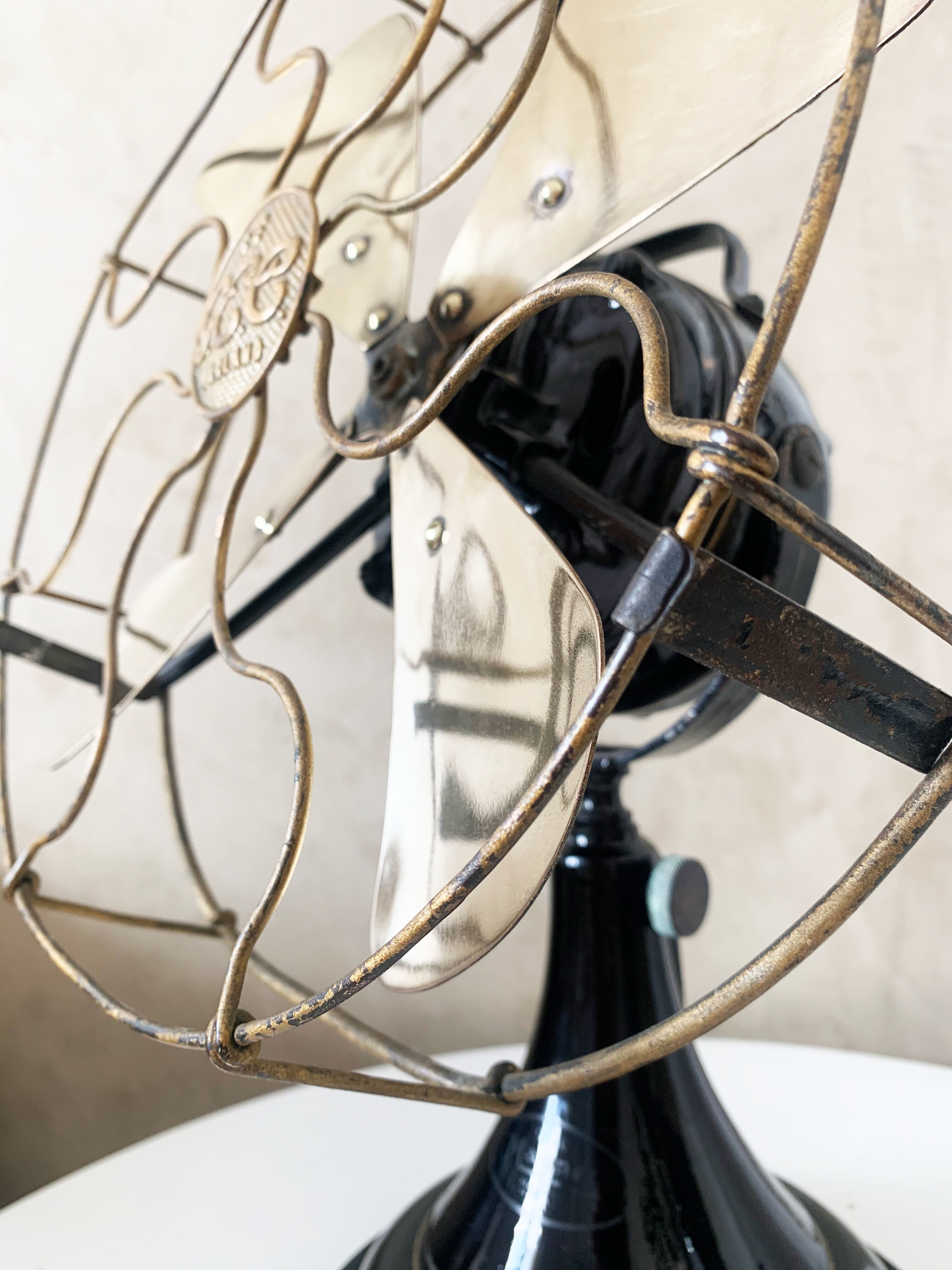 GEC 1930s General Electric England Fan 4 Brass Blade Table Fan