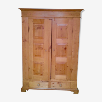 Beautiful antique furniture in solid pine