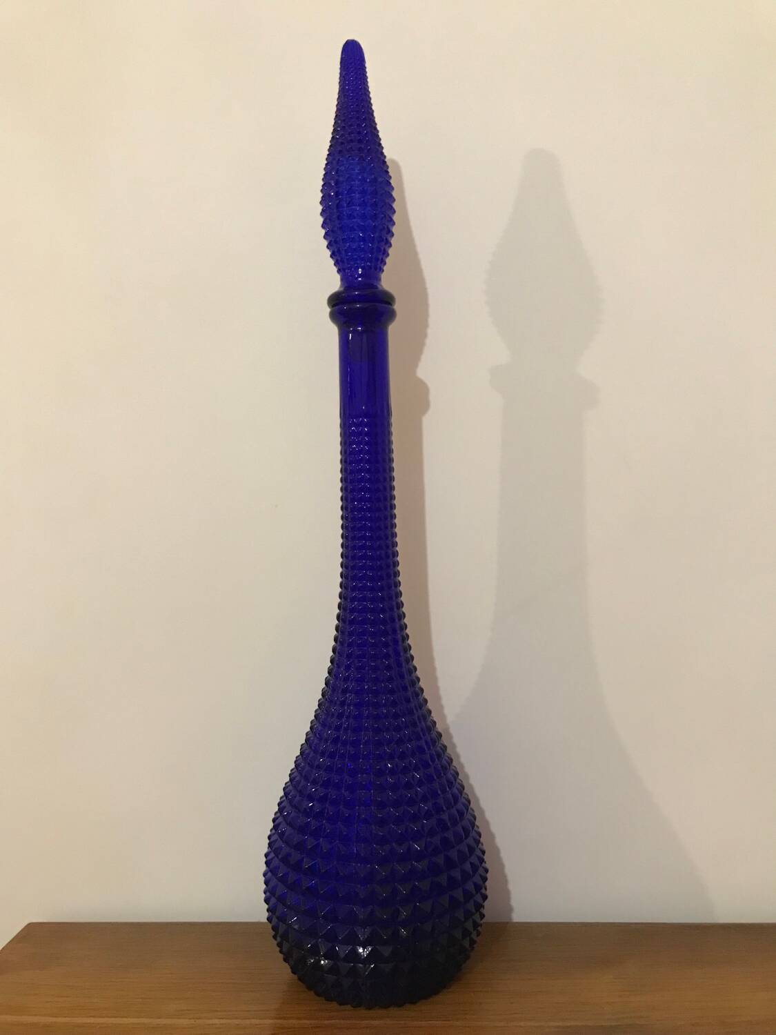 Empoli carafe cobalt blue diamond point