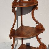 Corner shelf