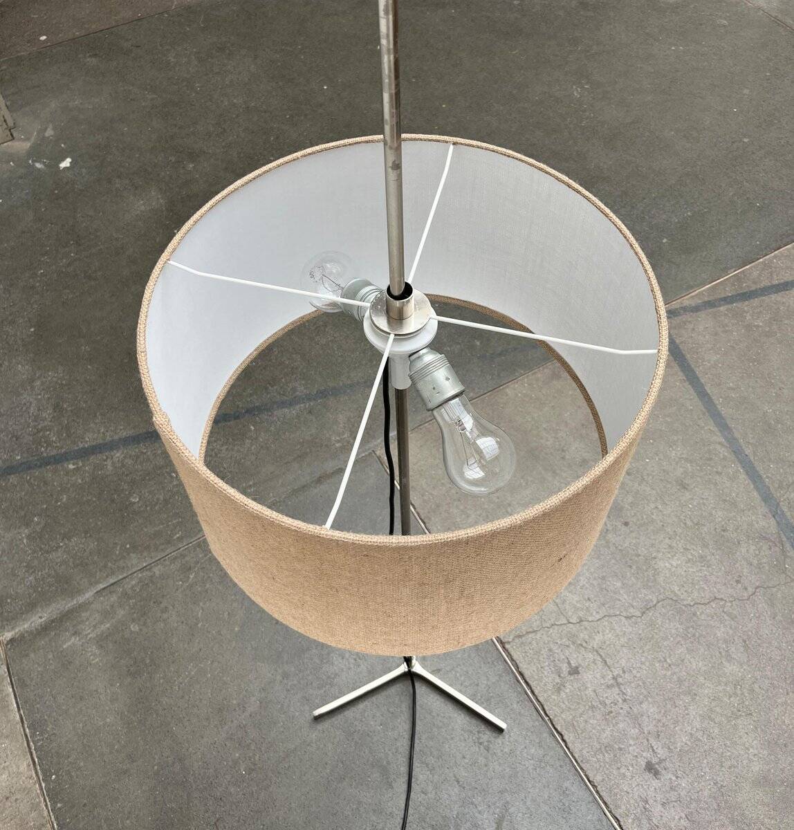 Minimalist German tripod floor lamp from the mid-century, 1960s.