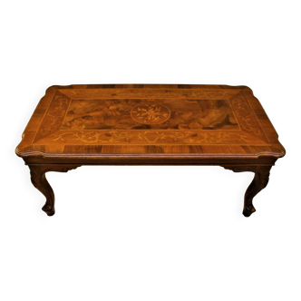 Table basse italienne en bois avec plateau incrusté de marqueterie