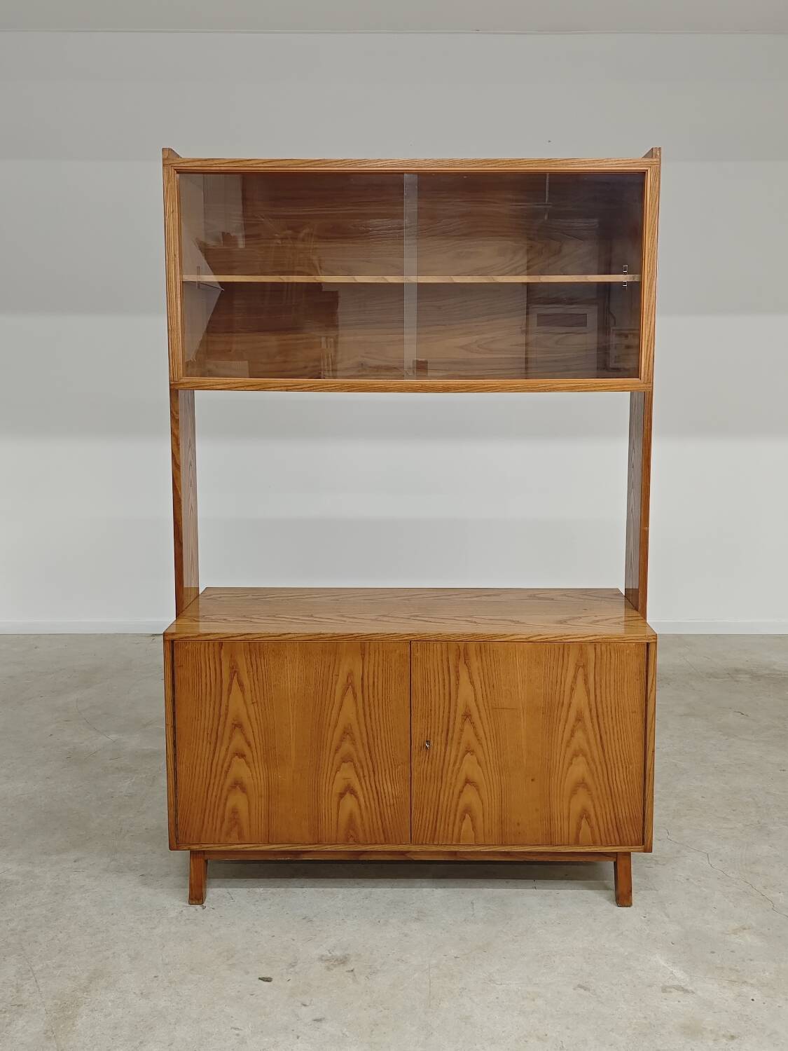 Modular furniture by Frantisek Jirak for Tatra 1960