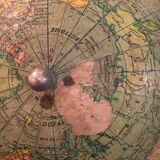 Globe-lander Girard and Barrère
