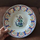 Plat rond  porcelaine  opaque de Gien