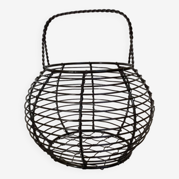 Black metal egg basket
