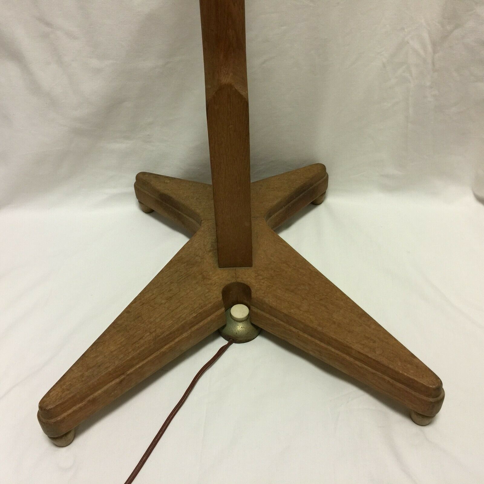 Lampadaire par Robert Guillerme et Jacques Chambron en chêne et faïence, 1960