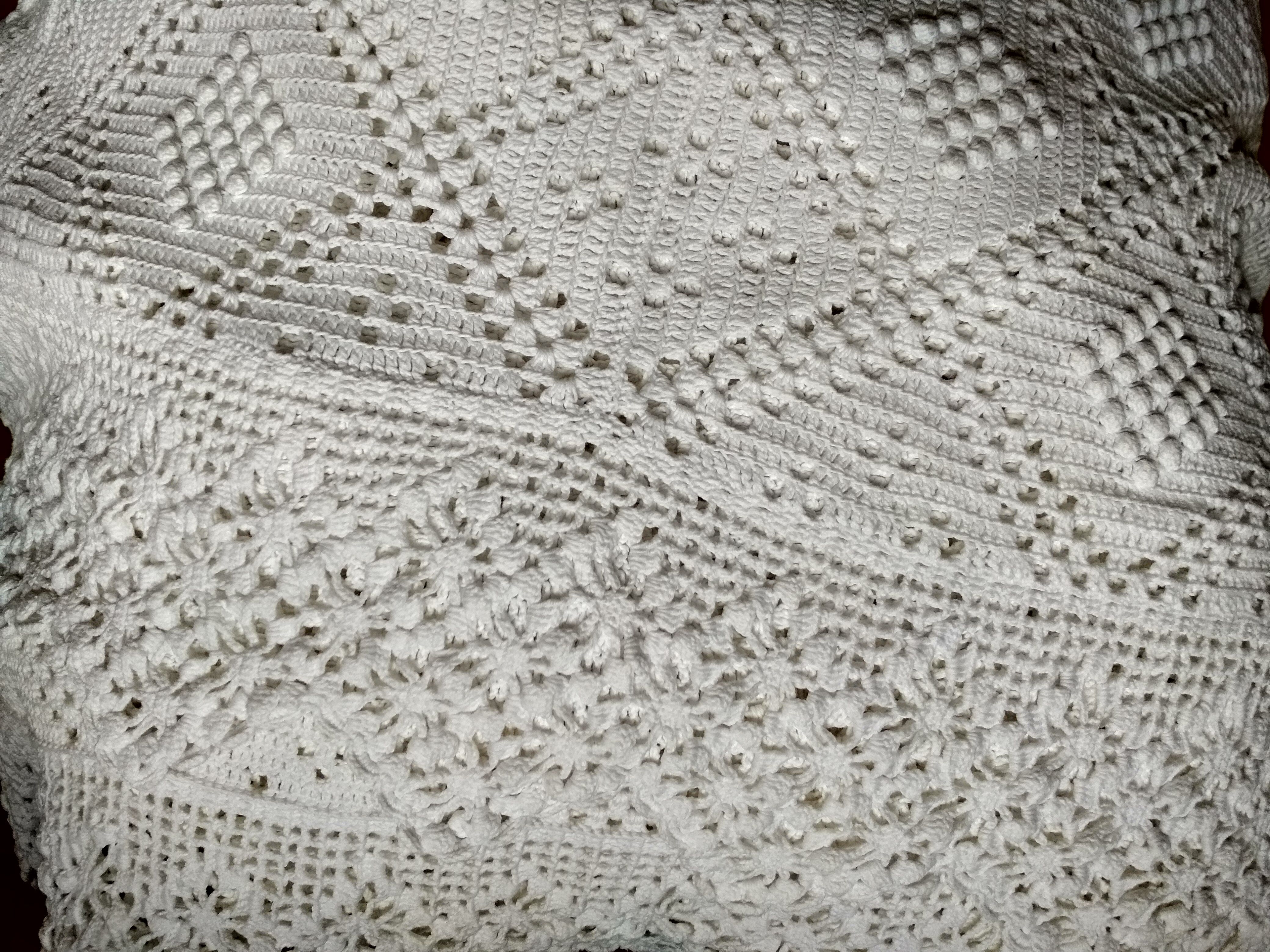 Dessus de lit crochet ancien - France