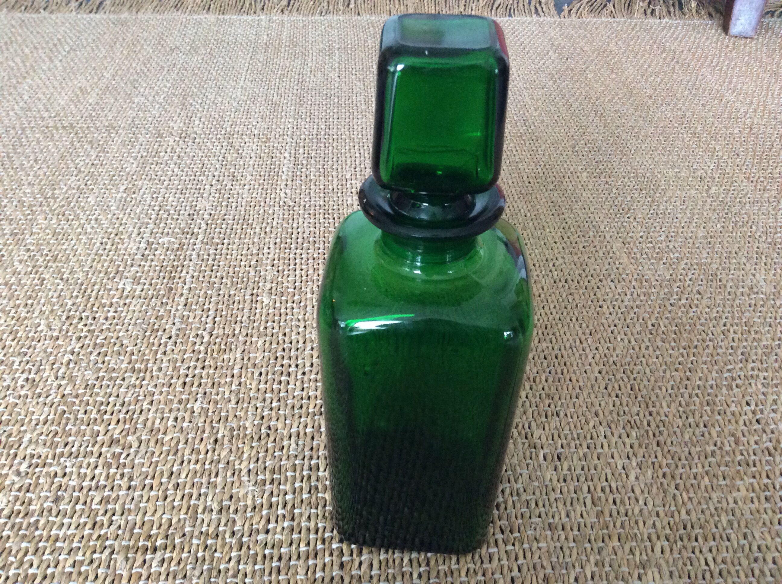Green decanter