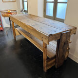 Carpenter's workbench