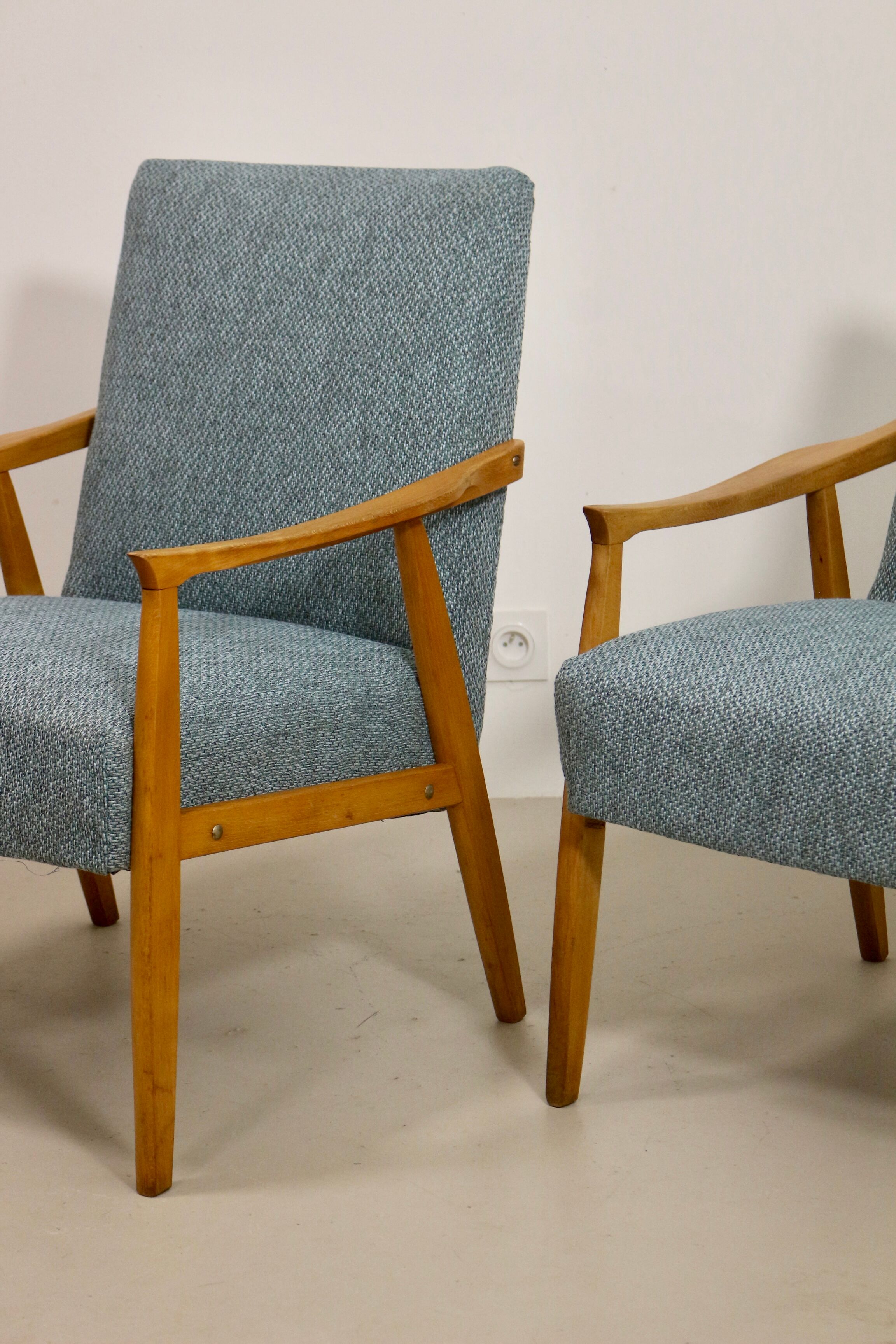 Pair of vintage armchairs in beech year 60