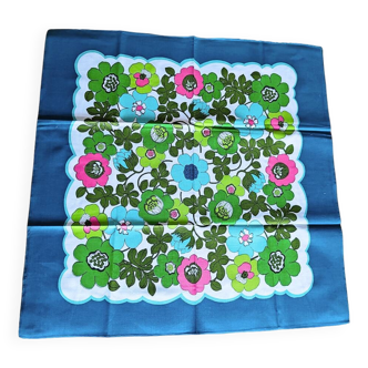 Vintage old stock table cloth floral decor