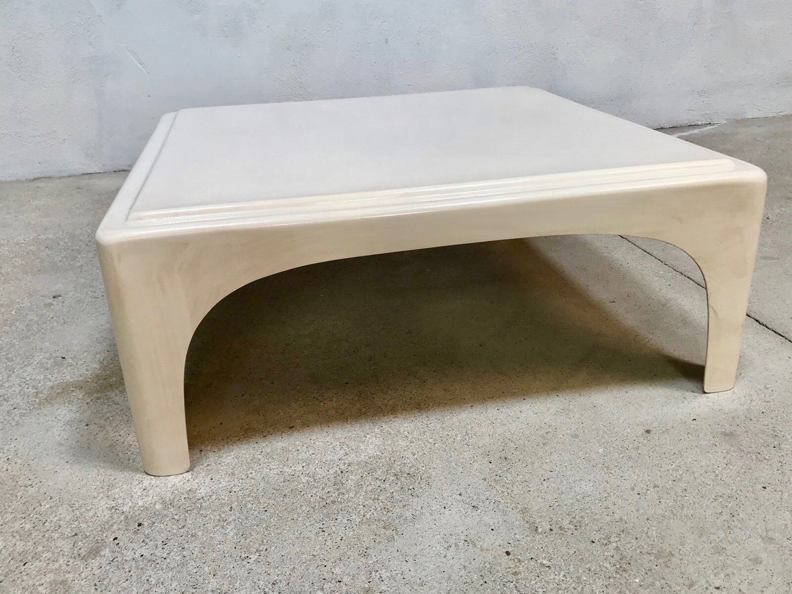 Early Space Age Side or Coffee Table in Fiberglass, West-Germany, 1960s