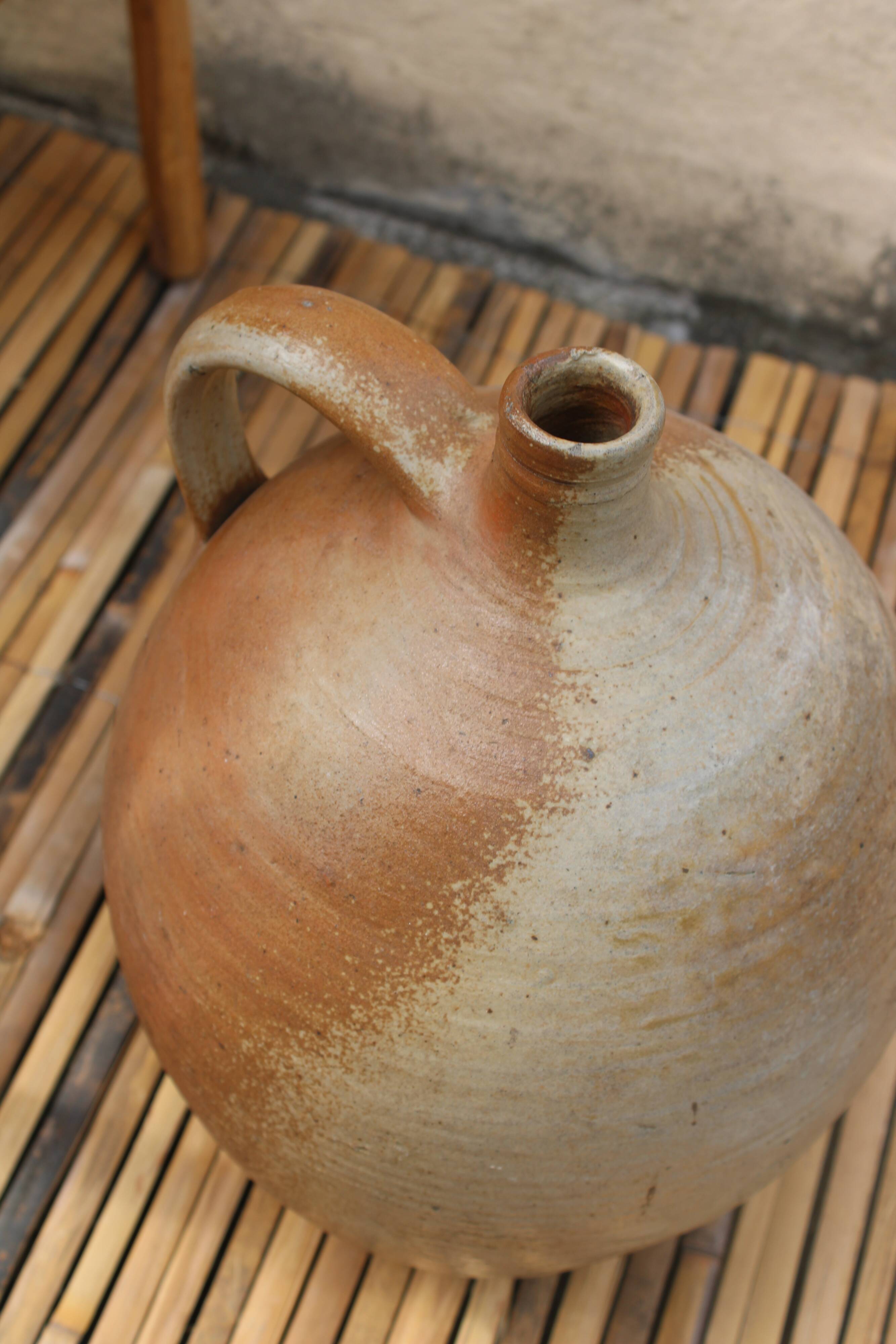Sandstone jar
