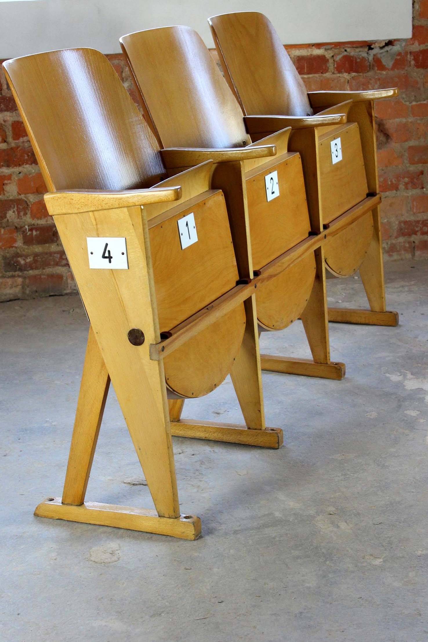 Chaises de cinéma vintage de Ton, années 1960, ensemble de 13