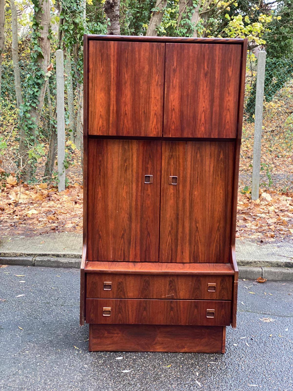 Scandinavian teak wardrobe, circa 1950, 91x65x183cm