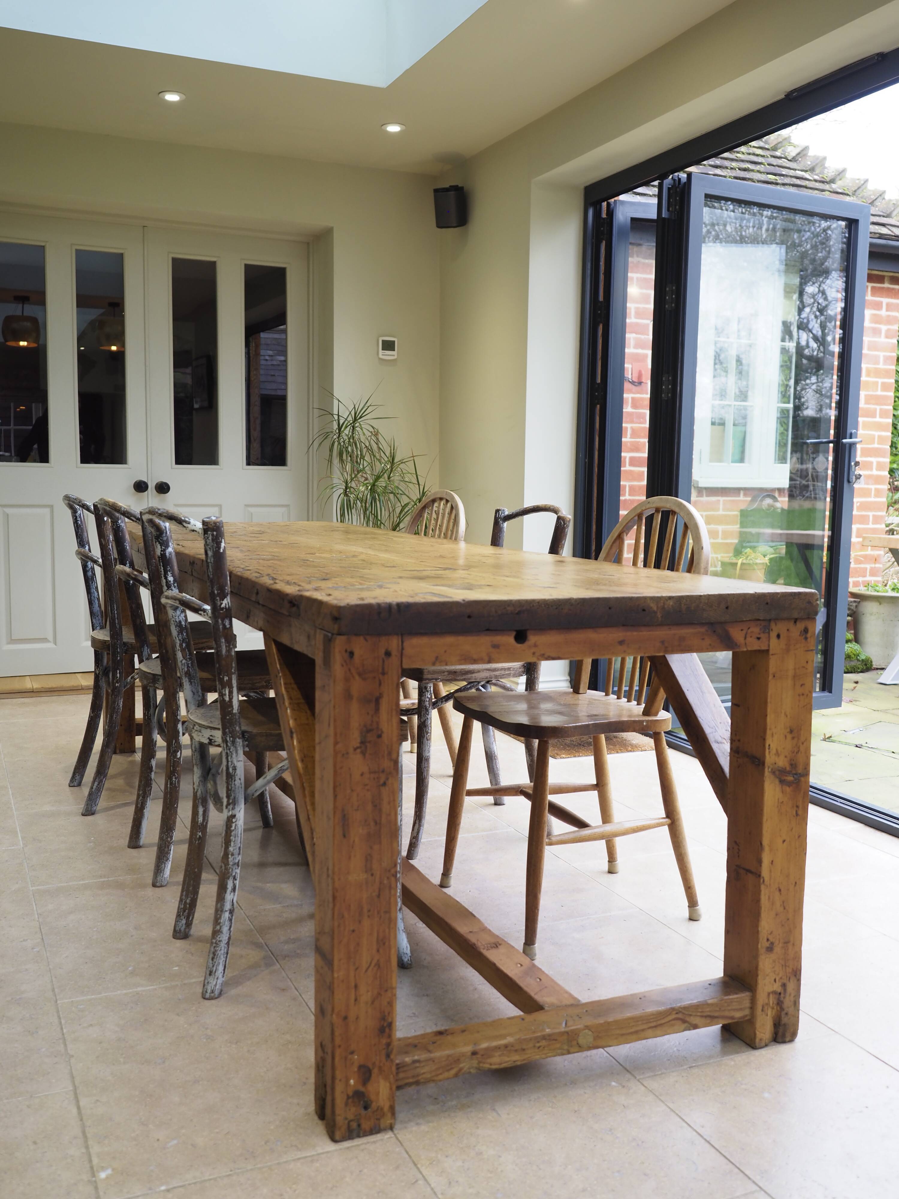 Table ancienne