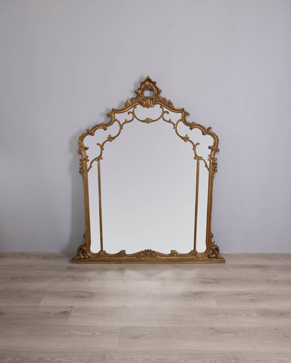 EARLY 20TH CENTURY BAROQUE-STYLE GOLDEN WOODEN WALL MIRROR