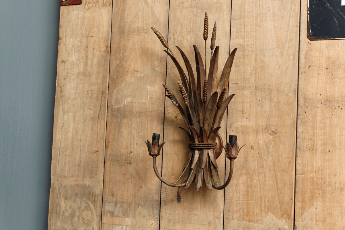 Wall lamp, sheaf of wheat